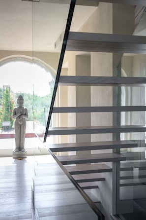 Bedroom, Room Detail