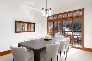 A dining area that seats eight comfortably