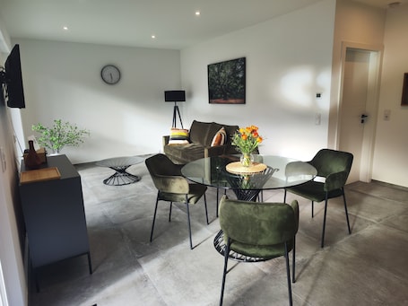 Ferienwohnung, 49 qm, Erdgeschoss, 1 separates Schlafzimmer-Essbereich