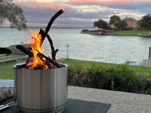 Gather around the fire, roast s’mores, and enjoy those you’re with! 