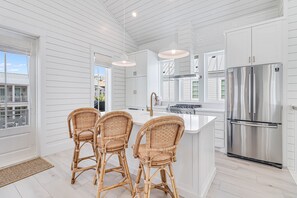 Kitchen, 2nd Floor