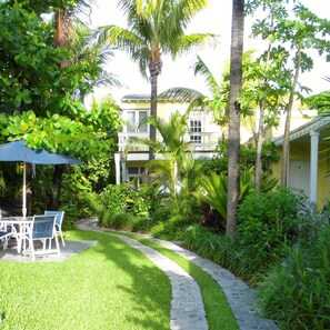Whether your sipping your morning coffee or unwinding with a glass of wine our patio with lush gardens offers a slice of paradise during your visit with us.