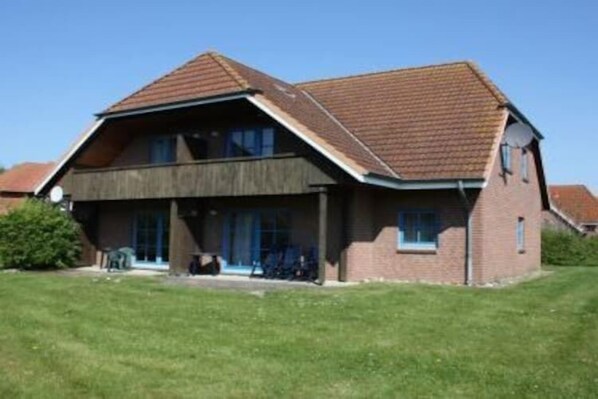 Holiday Home Exterior [summer]