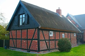 Holiday Home Exterior [winter]