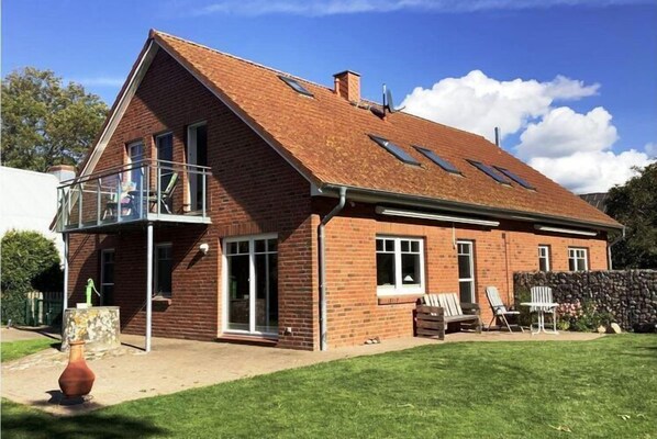 Holiday Home Exterior [summer]
