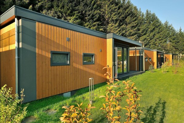 Außenseite Ferienhaus [Sommer]