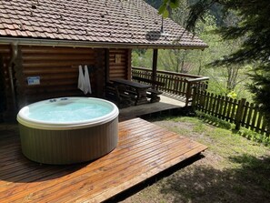 Terrasse avec SPA Jacuzzi