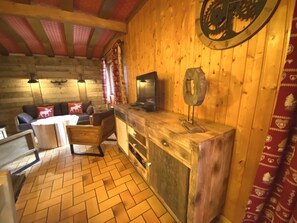 Living room with fireplace