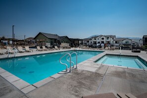 Community Pool and Hot Tub