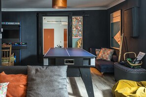 Basement Reception-9231
