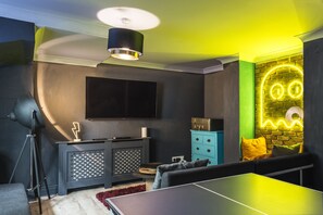 Basement Reception-9241