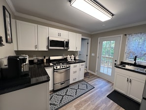 fully equipt kitchen