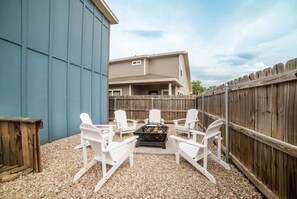 Firepit with seating