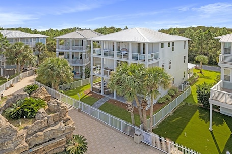 30A Coastal Breeze - Luxury Event-Friendly Vacation Beach Rental with Private Sauna, Golf Cart, and Resort Style Community Pool in Santa Rosa Beach, Florida - Bliss Beach Rentals