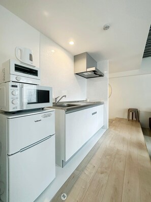 Kitchen sink