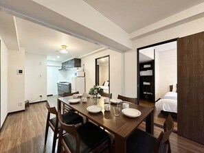Dinning table