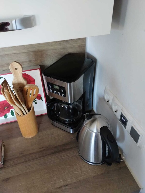 Coffee and/or coffee maker