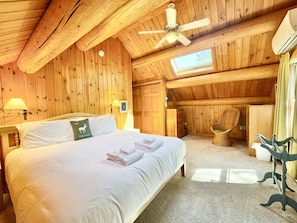 2nd Floor King Bedroom