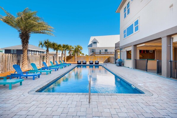 Emerald Oasis pool