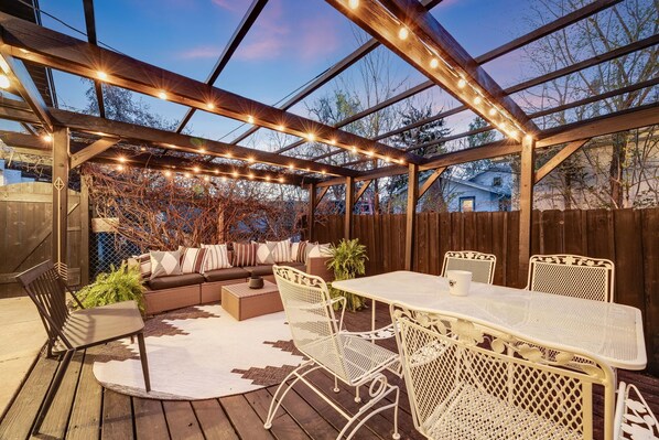 Outdoor dining