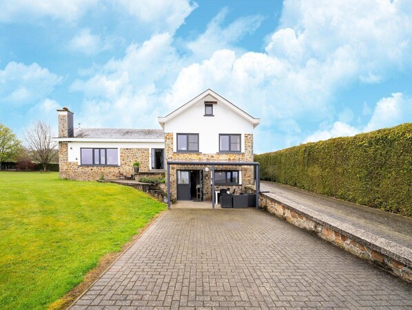 Holiday Home Exterior [summer]