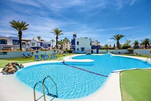 Holiday Home Swimming Pool