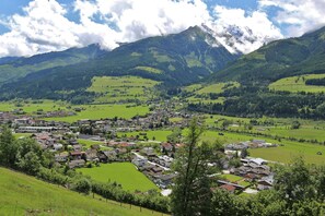 Aussicht vom Ferienhaus [Sommer]