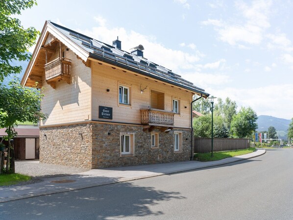 Extérieur maison de vacances [été]