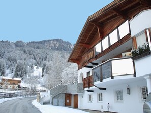 Holiday Home Exterior [winter]