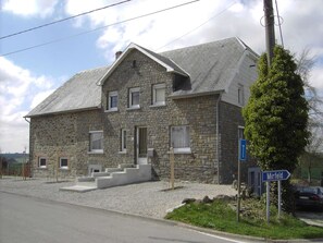 Extérieur maison de vacances [été]