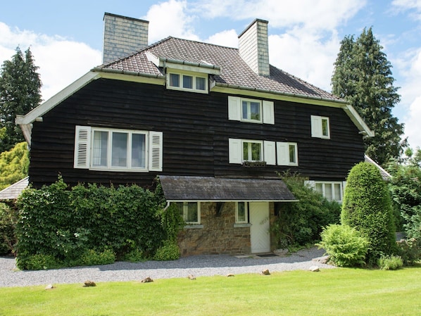 Holiday Home Exterior [summer]