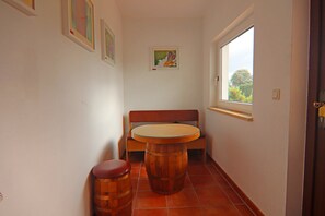 Entrance / Reception