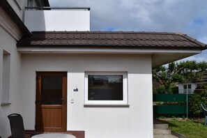 Entrance / Reception