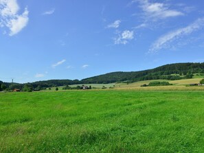 Vue de la maison de vacances [été]