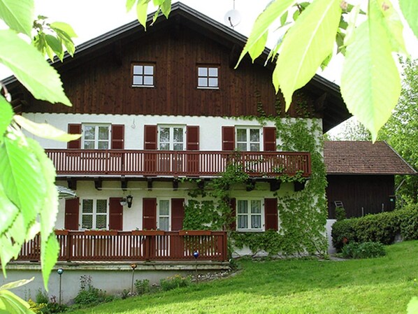 Holiday Home Exterior [summer]