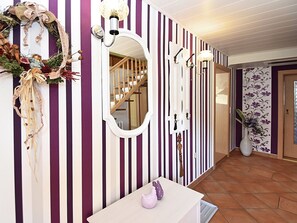 Entrance / Reception