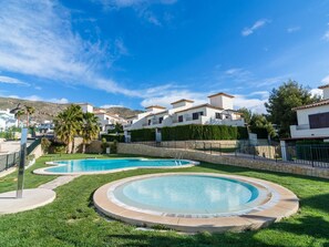 Piscine maison de vacances