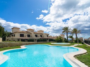 Piscine maison de vacances