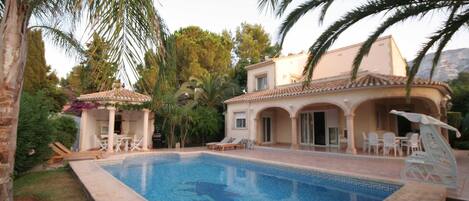 Schwimmbad des Ferienhauses