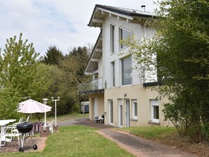 Außenseite Ferienhaus [Sommer]