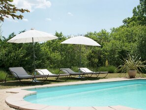 Schwimmbad des Ferienhauses