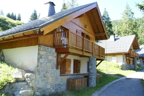 Extérieur maison de vacances [été]