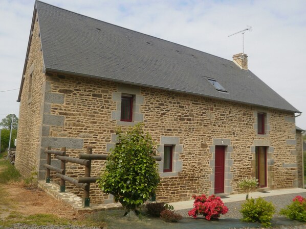 Holiday Home Exterior [summer]