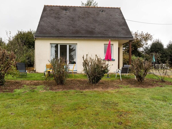 Holiday Home Exterior [summer]