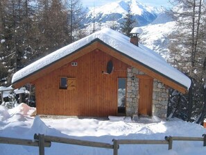 Holiday Home Exterior [winter]