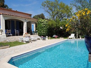 Extérieur maison de vacances [été]