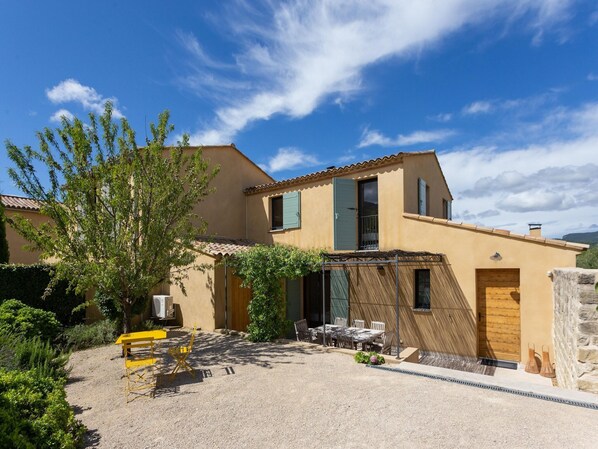 Extérieur maison de vacances [été]