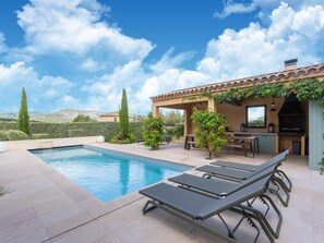 Piscine maison de vacances