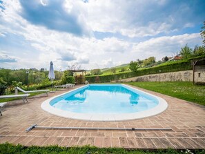 Holiday Home Swimming Pool