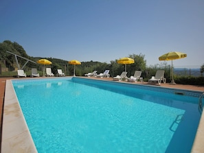 Piscine maison de vacances